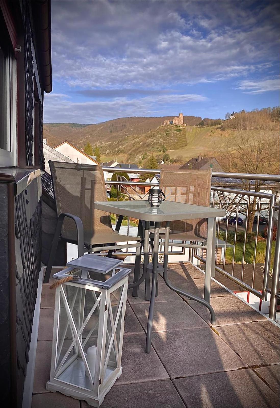 Ferienwohnung Sonnen - Terrasse ベルンカステル・クース エクステリア 写真