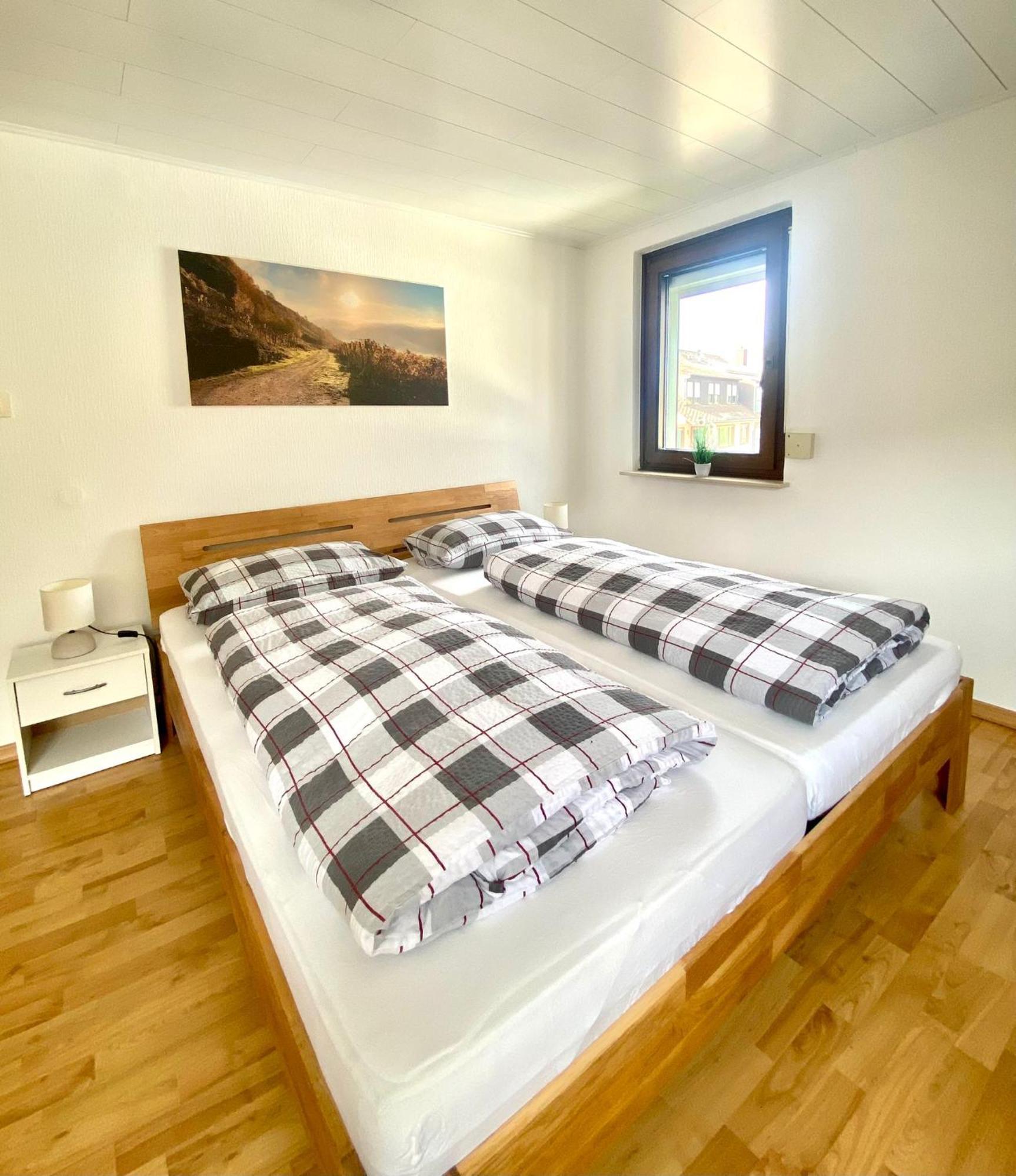 Ferienwohnung Sonnen - Terrasse ベルンカステル・クース エクステリア 写真